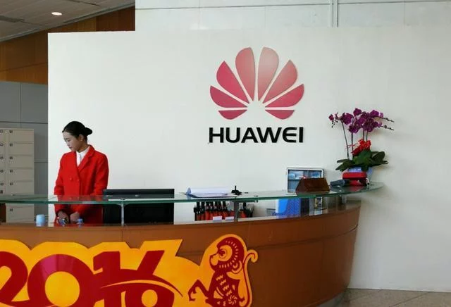 猝不及防！华为突然深夜更新，谷歌最担心的事