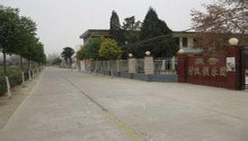 魏营村位于临泉县关庙镇西北方向,处在两省三县的交界处,本村辖6