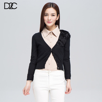 <em>D2C</em> 2013新款春装<em>女开衫</em>上衣外套 黑色肩花单