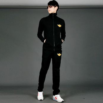 13韩版立领时尚套装 休闲棉质 不倒绒运动服 黑