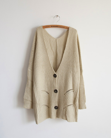 <em>米色</em>独特镂空<em>毛衣外套</em>女<em>开衫韩版</em>大款<em>毛衣</em>宽松