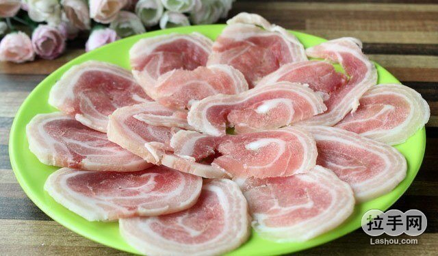 仅售118元,市场价252元的黄草莓韩式烤肉4人