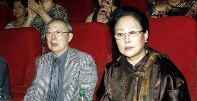 刘晓庆四婚不算多，她花2亿买来第五任老公，最多的结了八次
