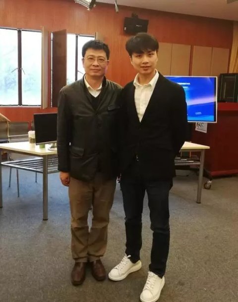 上海体育学院首届电竞考生已出发,考官竟是Sk