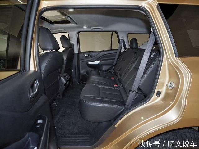 日系车油耗低?这货配2.5升引擎,油耗10升,还挺