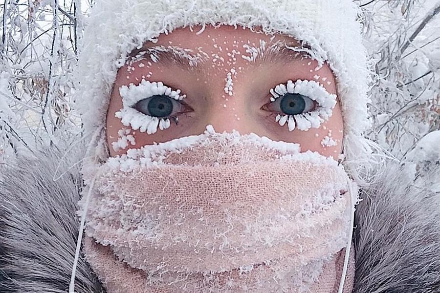 探访世界上最冷的村子: 零下67度,睫毛挂霜,连房子都冻住了!
