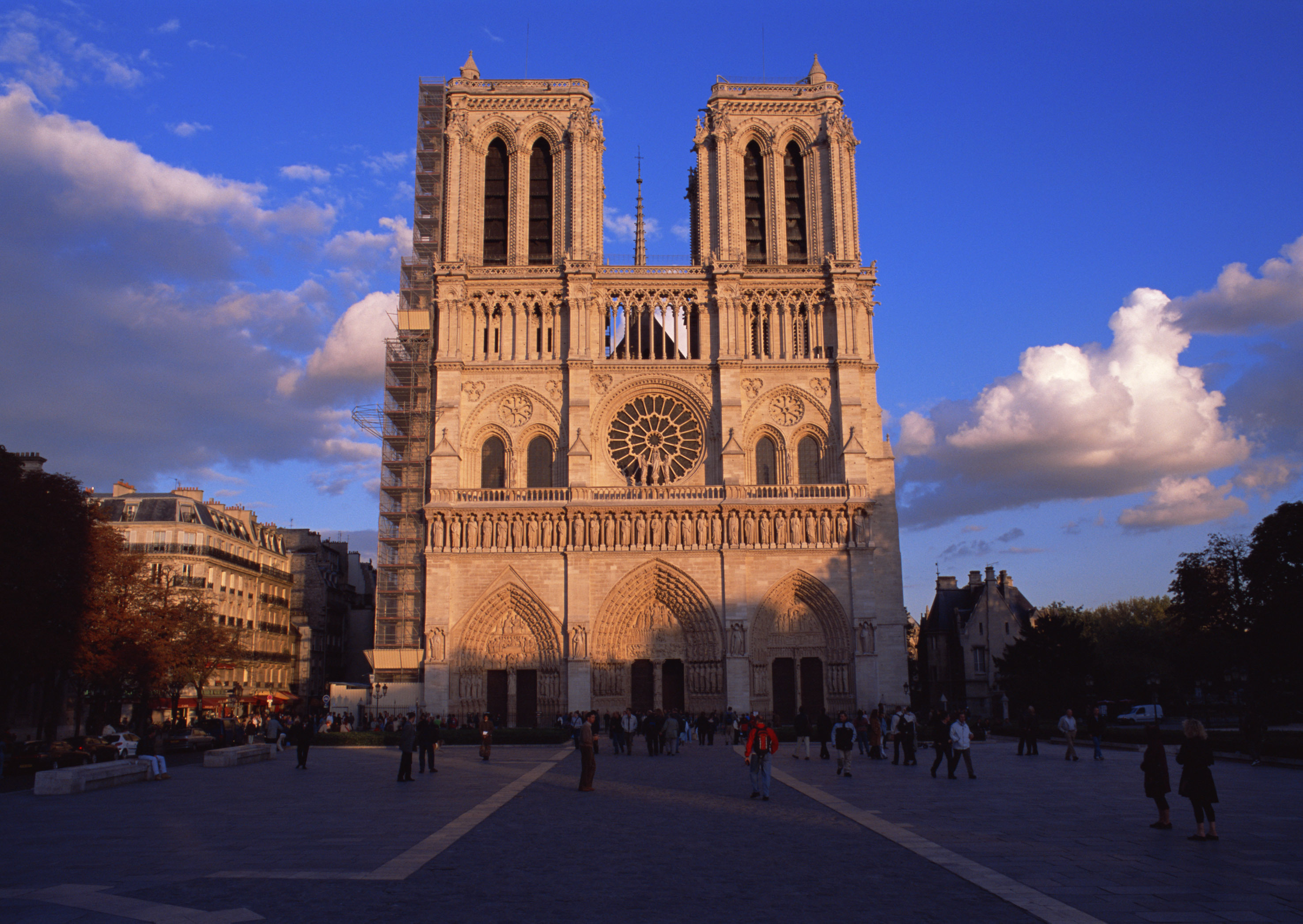 法国巴黎圣心大教堂-千叶网