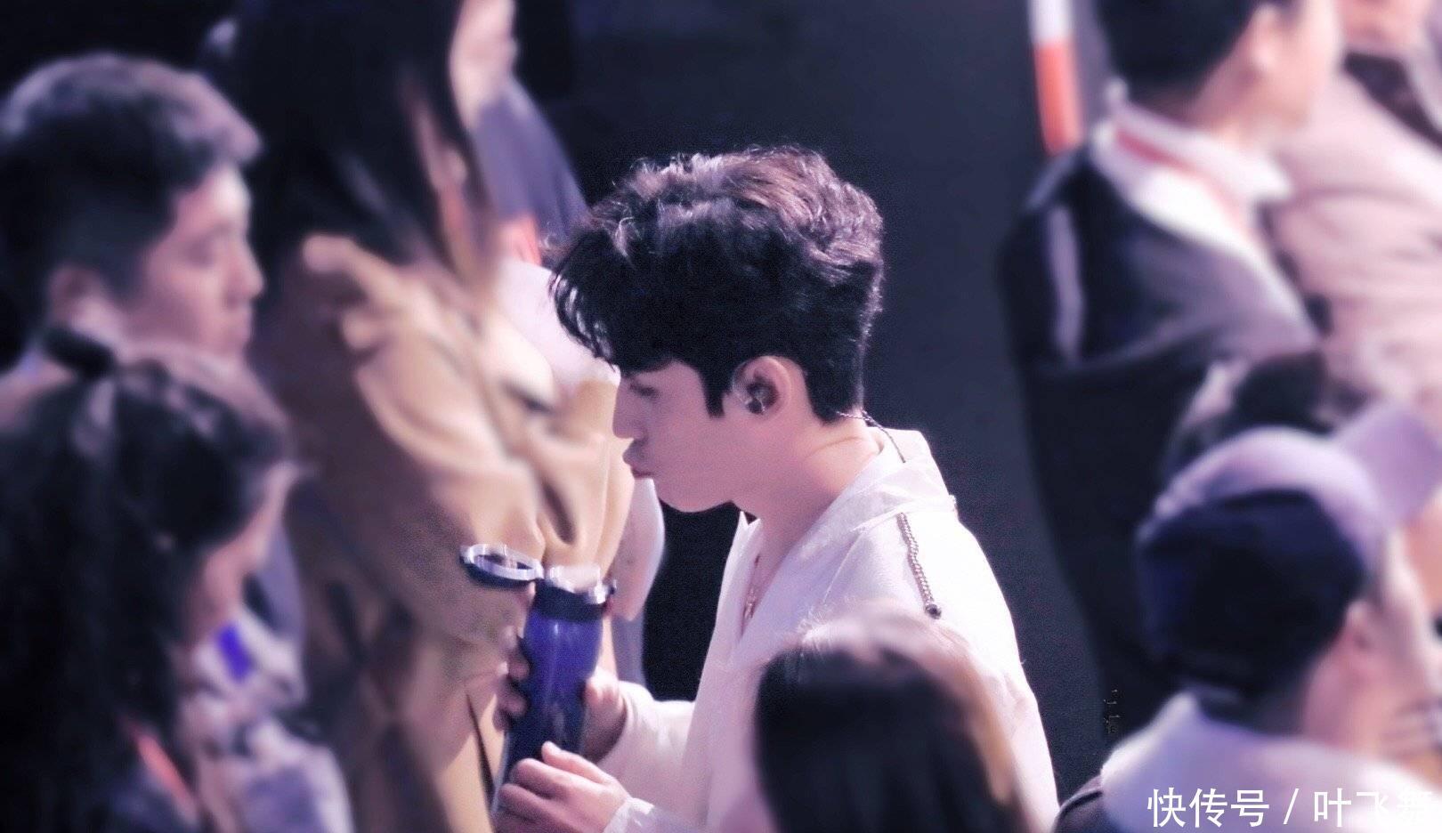 张开宙导演:朱一龙有浓厚的艺术家气质,这个帅