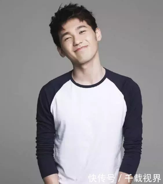 我和我的经纪人:白宇化妆夹火了,戴头上很少女