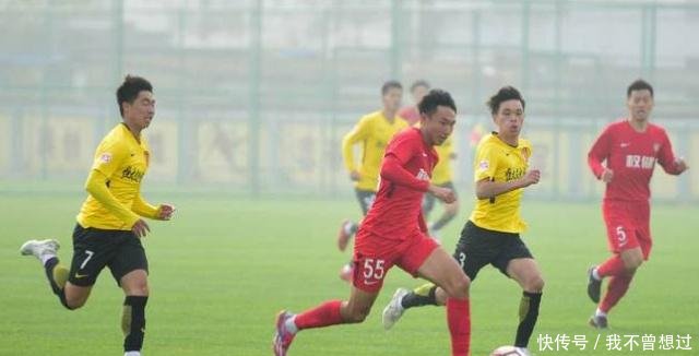 U23联赛,中甲降级球队领跑积分榜,恒大在第四