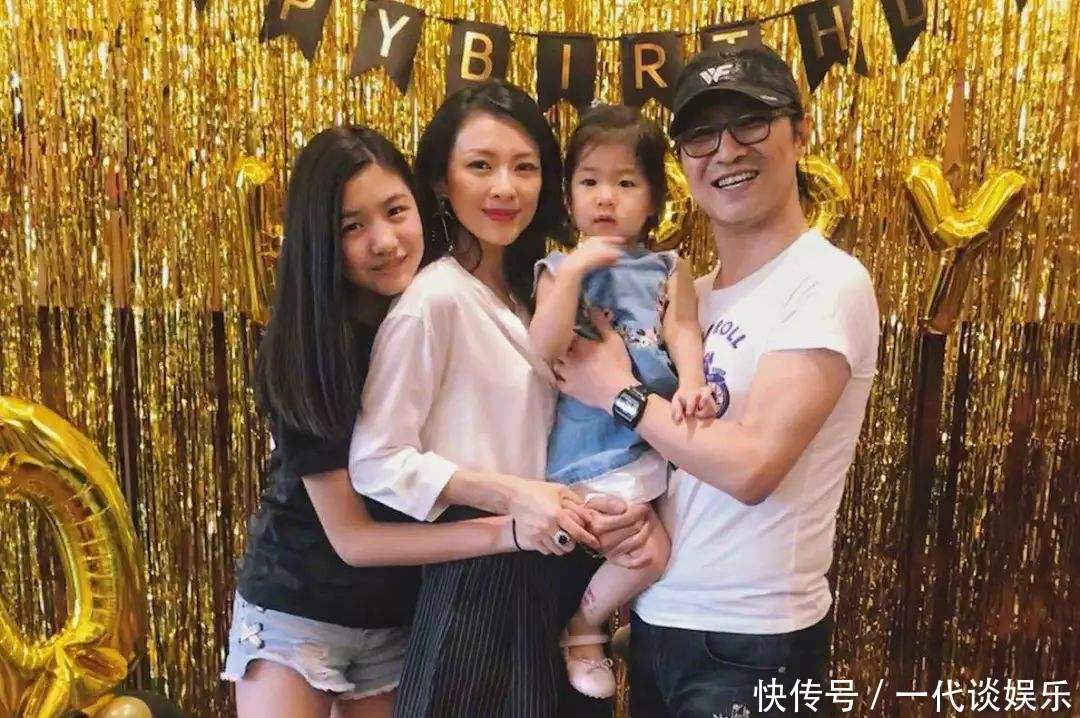 章子怡因不小心喝烟灰怼汪峰,对方调皮回应被