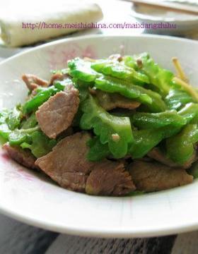 如何苦瓜炒肉 t0111c330c430b835b1.jpg