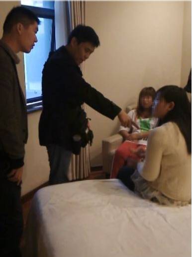 七旬老头同天与12名女子偷情，最后一名女子仓惶逃走