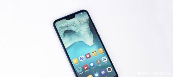 2400万前后双摄新机, 荣耀10首先遭殃