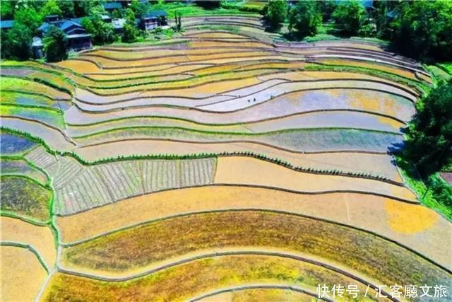 北纬30°上又一个神秘仙境，凭什么惊艳世界？