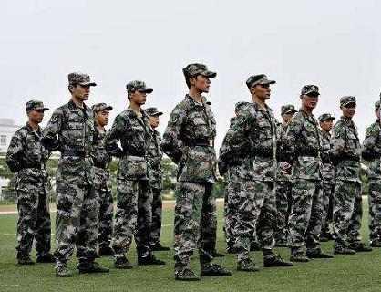 农村孩不想上学?当兵是个好出路,退伍后有多项