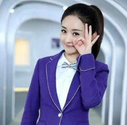 女明星同时穿校服,鞠婧祎美翻天,最后一位辣眼