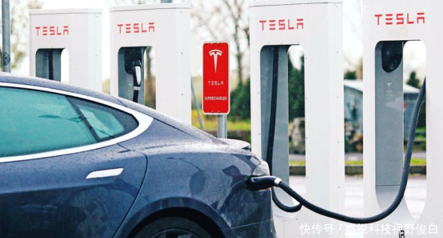 特斯拉充电桩充电一次收费