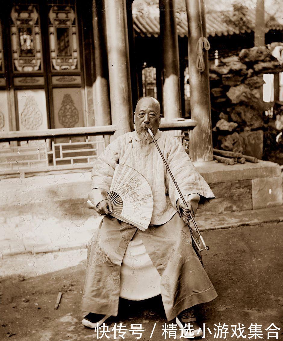 国家机关公务员