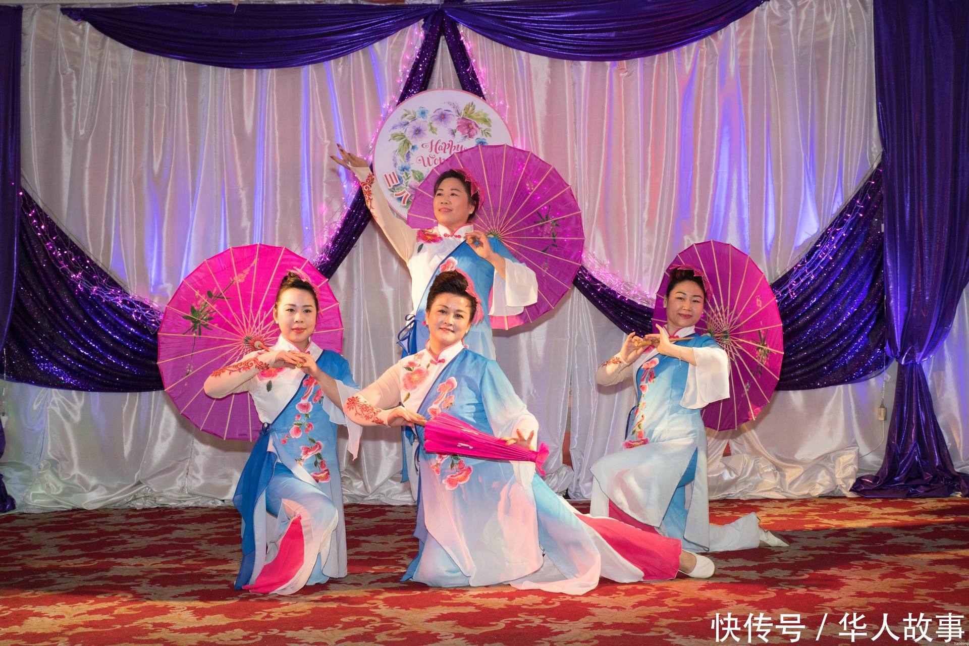 匈牙利妇女载歌载舞共庆2018年三八国际妇女