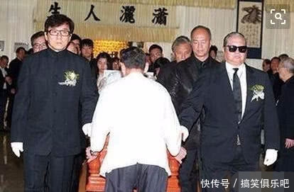 僵尸叔叔,林正英的葬礼,洪金宝到底为何发火?