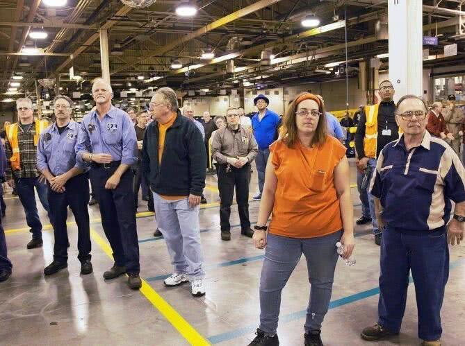 美国普通工人工资多少?揭开真实工资,洗碗工人