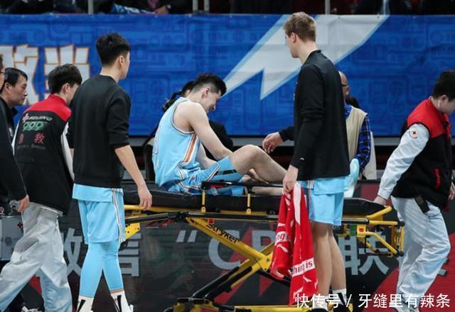 阿不都沙拉木赴美做手术