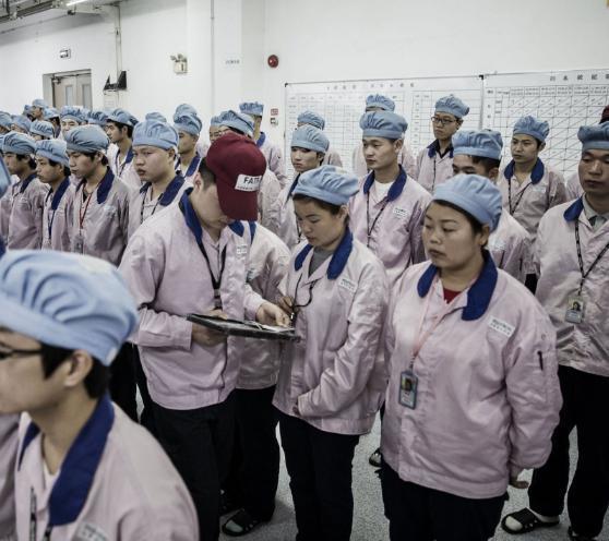 实拍:上海最赚钱的手机生产厂,占地90个足球场