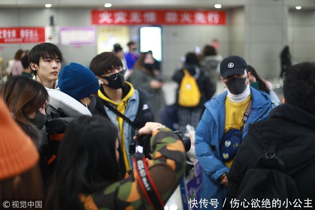 明日之子人气选手大集结 获大批粉丝接机人气