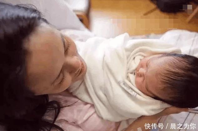 生完孩子老公说分房，晚上喂孩子我顺便帮老公盖被子，第二天离婚