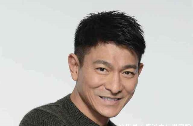 他曾是谭咏麟演唱会售票员,被周润发极力力捧