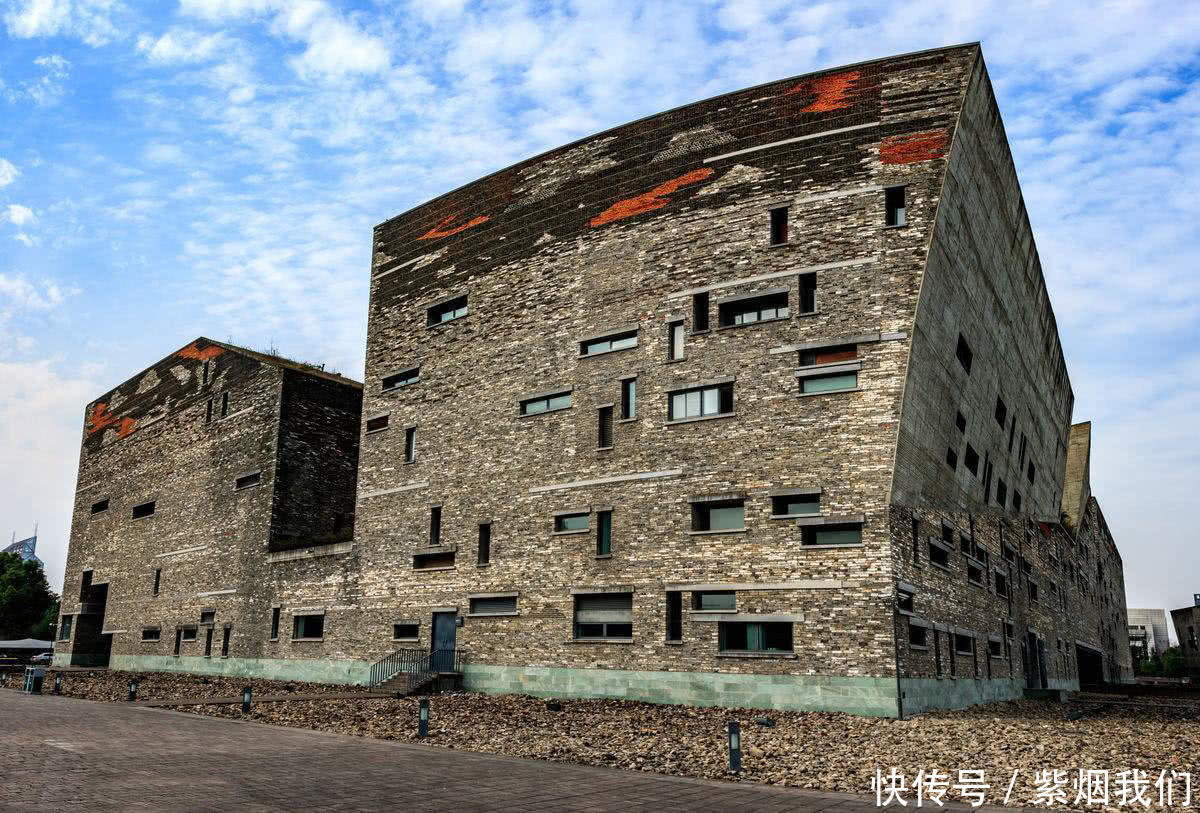 中国最低调的一线城市,让游客来到后,都不想回