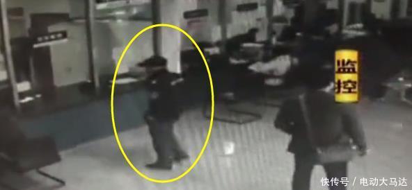 男子入住酒店遭拒,怒称要查封酒店,男子:我觉得