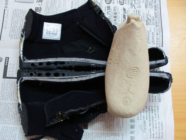 aj1 mid有气垫吗_360问答