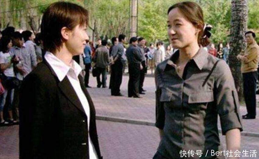 中国第一最保镖大汉美女性感壁纸高清,2个字逼退七尺美女,睡觉1图片
