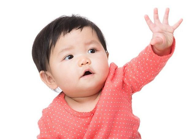 说话早的宝宝更聪明?抓住语言敏感期,4招让宝