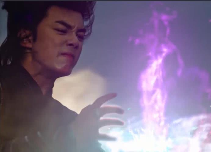 萧炎连败十八大高手,其中十四位斗皇,斗王这么