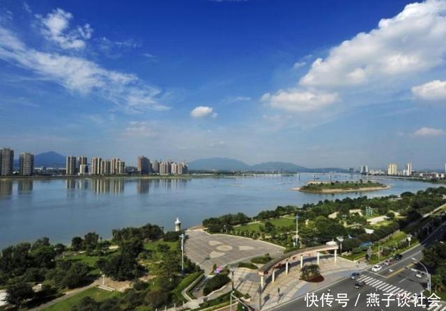 广东省面积最大的城市, 素有三省通衢, 北江要