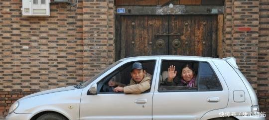 河北一对普通夫妇四十年交通工具变化话改革变