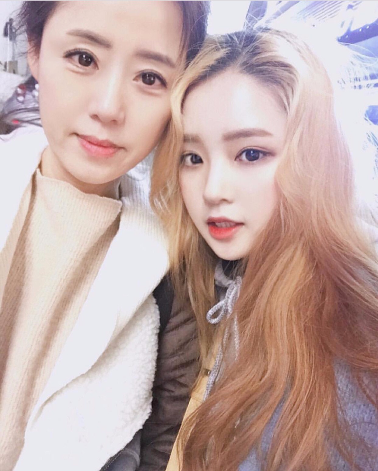 惊呆!史上最美天然母女，颜值逆天似姐妹!