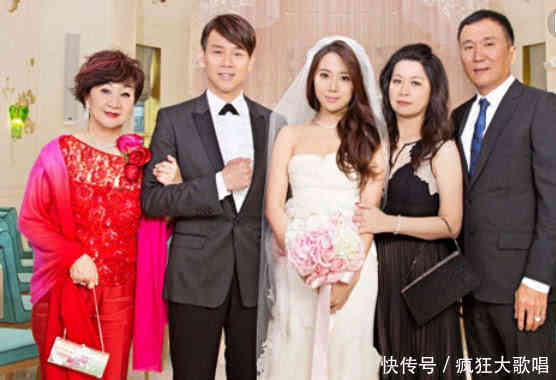 结婚收到的礼金,黄晓明5000万,他婚礼现场带了