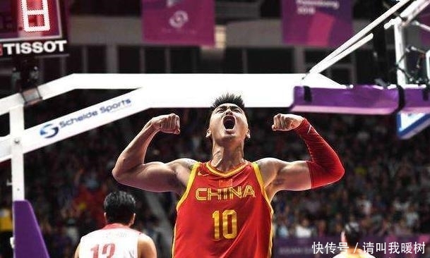 中国男篮的“合影狂魔”, 当年姚明旁边的小屁孩帮男篮亚运夺冠