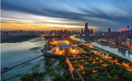 如果有时光机,我想回2008年买套房!