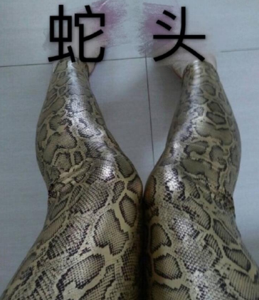 情趣网购一双睡衣,私密却发错货,店家神P图笑丝袜照网友露美女图片