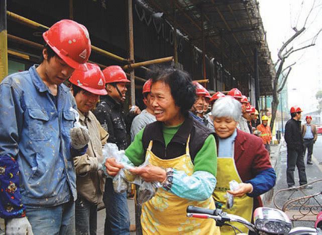 浙江余杭创新党员志愿者服务 以党员个人姓名