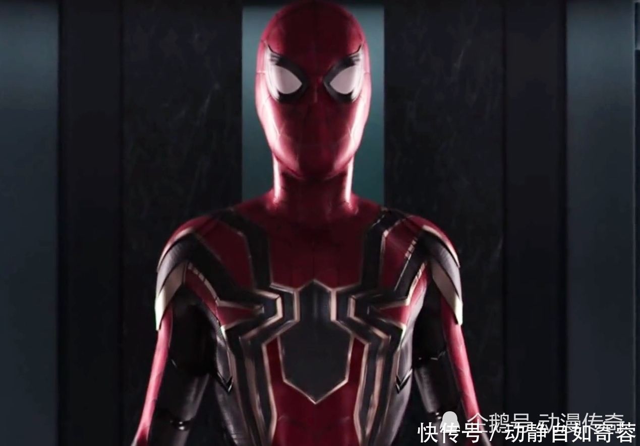 复联4海报曝光,钢铁侠和小辣椒居然穿情侣战甲