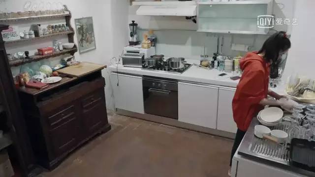 欧阳娜娜这样的小公举居然是讨好型人格?