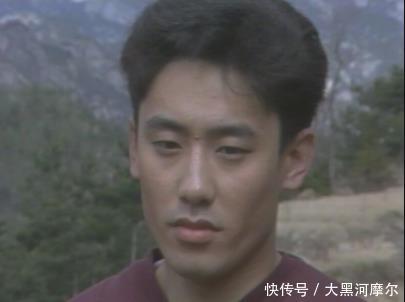 吴秀波和曾志伟罕见同框张伦硕钟丽缇夫妇点头哈腰给吴秀波敬酒 龙8国际aqq下载手机