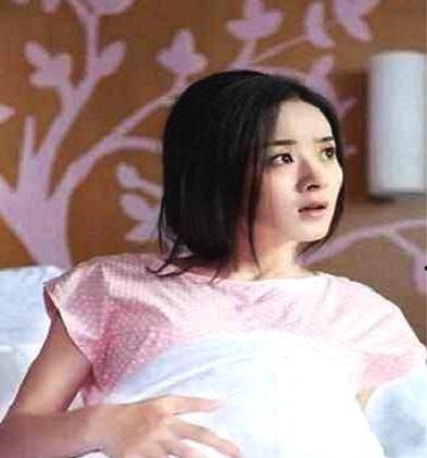 据爆赵丽颖下月生男娃 谢娜却先上热搜,果然好