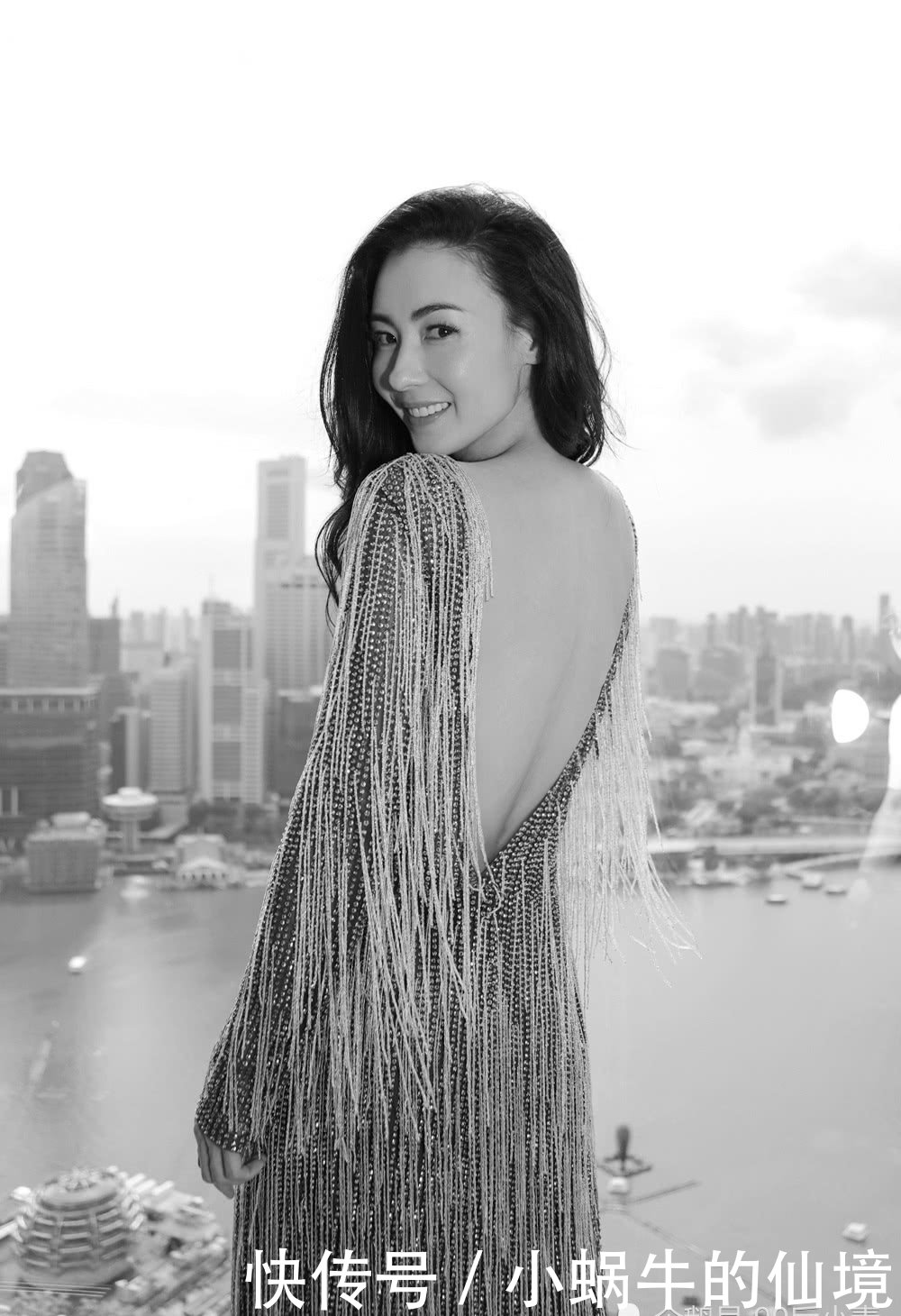 港媒曝张柏芝惨遭三胎生父抛弃,本尊近照揭露